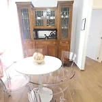 Apartment Vintage Charme - Policlinico