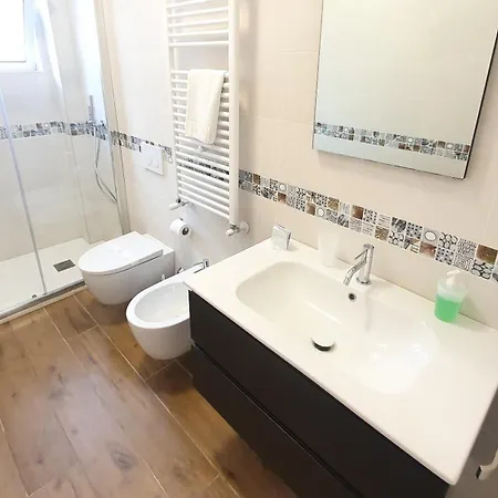 Vintage Charme - Policlinico * Бари