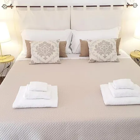 Vintage Charme - Policlinico Бари