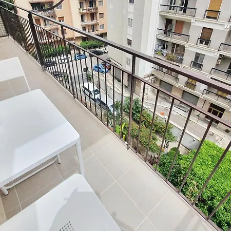 Vintage Charme - Policlinico * Бари