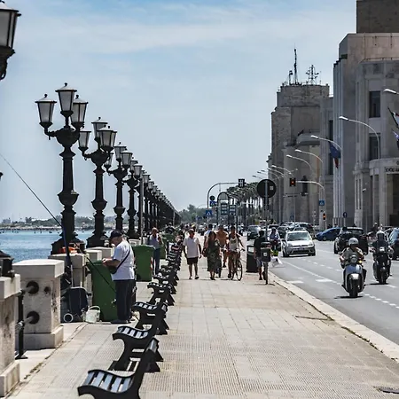 Vintage Charme - Policlinico *