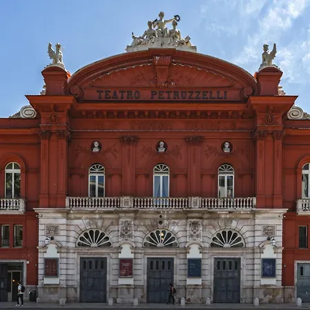 Vintage Charme - Policlinico Apartman *