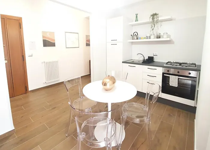 Vintage Charme - Policlinico